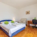 Prázdninový dům Kastel Luksic 12 Kaštela