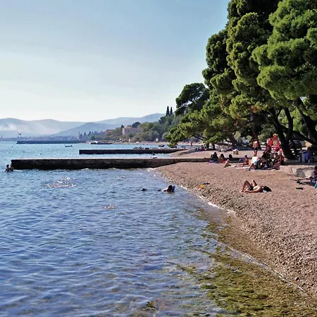 Cozy In Kastel Luksic With Wifi * Kastela